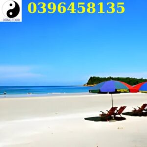 Bai-bien-Quan-Lan-Quang-Ninh-voi-ghe-nam-va-o-che-nang